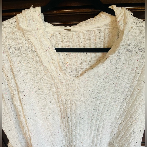 Free People Sweater - Picture 2 of 4